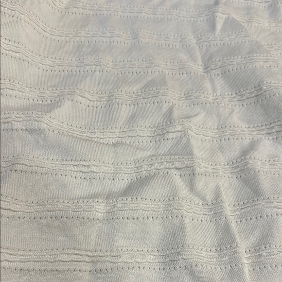 Staccato Allie White Textured Sweater NWT - Picture 2 of 5